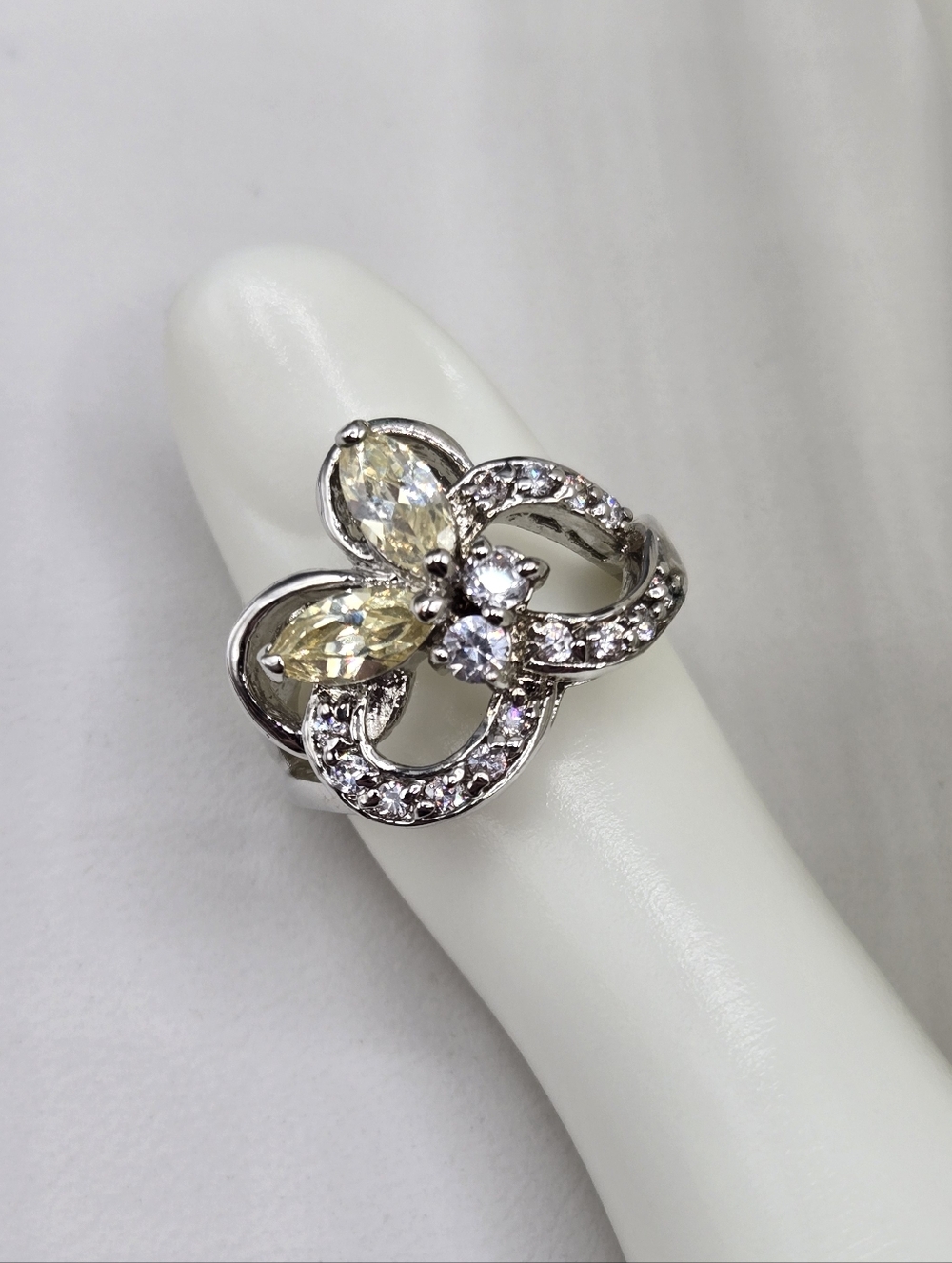 Swarovski Crystal Elements Silver Butterfly Ring Light Yellow Citrine Size 7.75